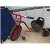 Image 2 : 2 Locomotion Tricycles