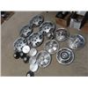 Image 2 : Approd 32 Hubcaps