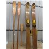 Image 1 : Set of Brydon Boy Water Skis & 3 Paddles