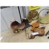 Image 3 : Fireplace Tools & Brass Wall Ornaments