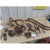 Image 1 : Horse Haimes, Ice Tongs, Horse Chimes Approx 10 Metal Fit Through Chelly