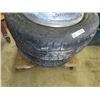 Image 3 : 4 Rims & 2 Tires 245/65 R 17