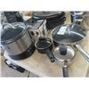 Image 2 : B & D Slow Cooker, Roaster & Pans