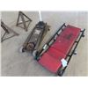 Image 2 : (BC) Floor Jack 2 1/2 Ton, 2 Stabilizing Jacks & Creeper