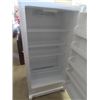 Image 3 : Frigidaire Upright Freezer 55.5" x 32" x 26"