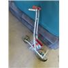 Image 2 : garden Seeder