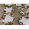 Image 2 : Approx 30 Pcs "Old Country Roses" Royal Albert & More