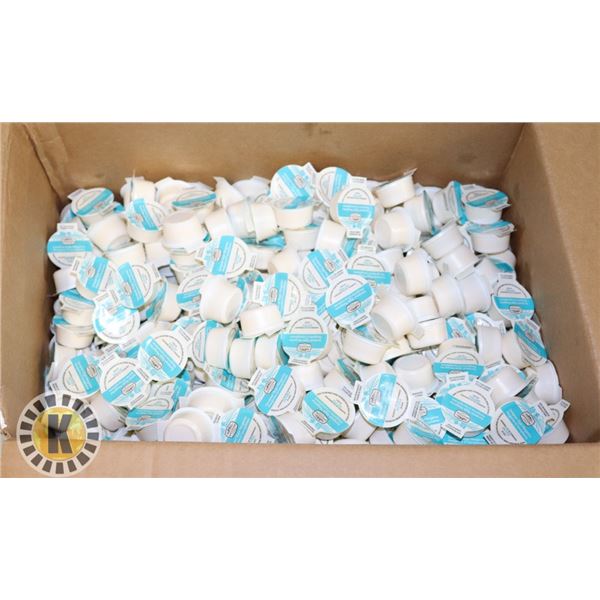BOX OF 600 PACKETS OF BUTTER