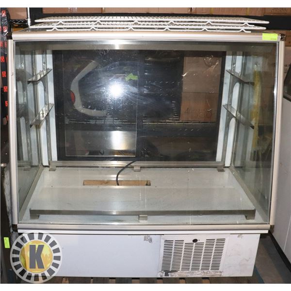 REFRIGERATED DISPLAY CASE- MODEL PD4F