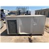 Image 3 : COMMERCIAL ROOFTOP AIR UNIT