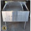 Image 1 : STAINLESS STEEL RESTAURANT BAR SINK