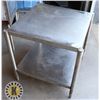 Image 1 : STAINLESS STEEL TABLE WITH LOWER SHELF