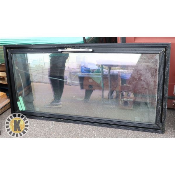 GLASS DOOR REPLACEMENT FOR MERCHANDISER WALK