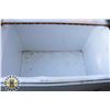 Image 2 : REACH IN ICE / NOVELTY MERCHANDISER FREEZER