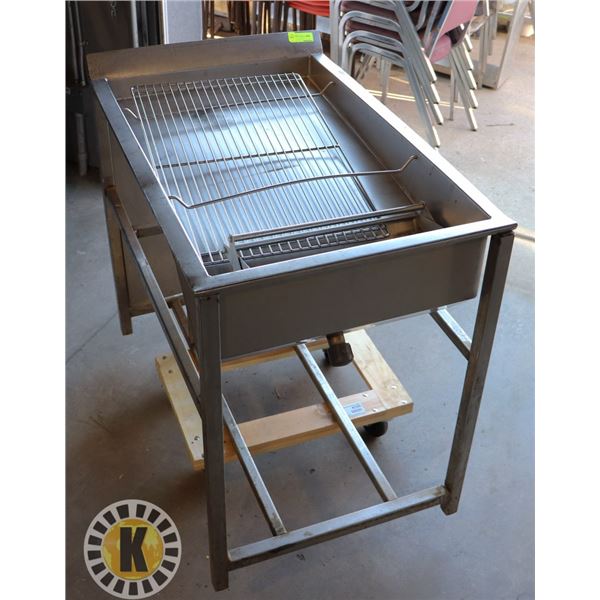 SPECIALTY STAINLESS STEEL RESTAURANT SINK