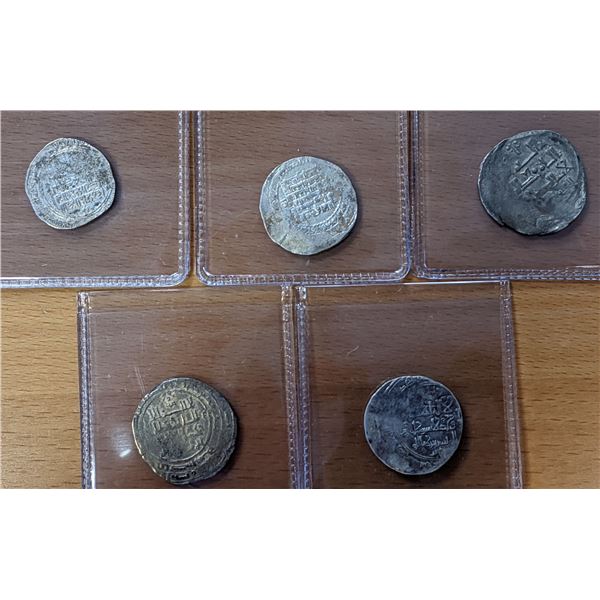 GREAT SELJUQ: LOT of 5 pale gold dinars