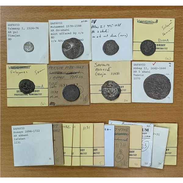 SAFAVID: LOT of 20 silver coins