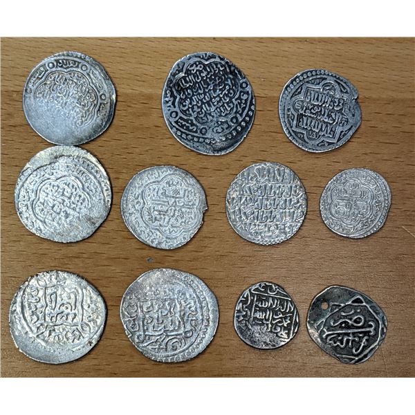 MEDIEVAL ISLAMIC: LOT of 11 silver coins