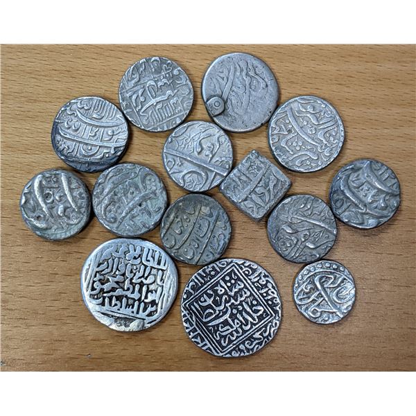 MUGHAL: LOT of 14 silver coins
