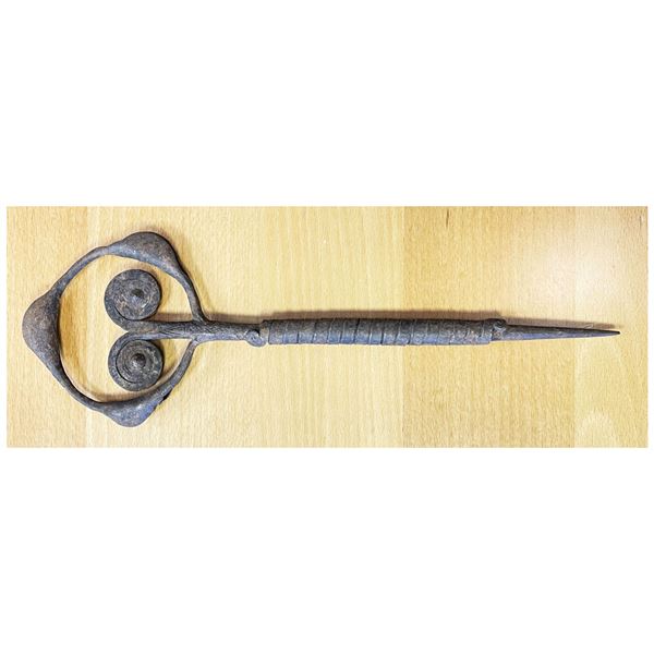 ETHNOGRAPHIC: AFRICA: iron hoe (501g)