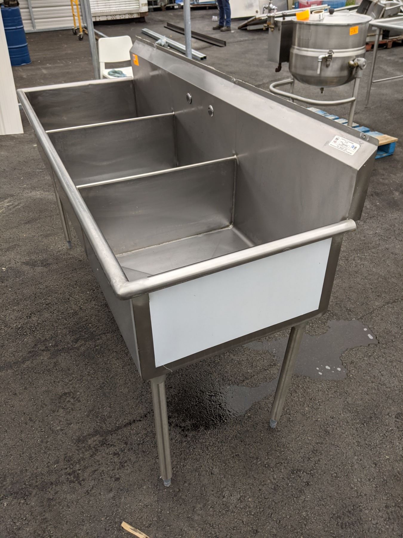 Corner Drain Three Compartment Sink With No Drain Board by EFI Model