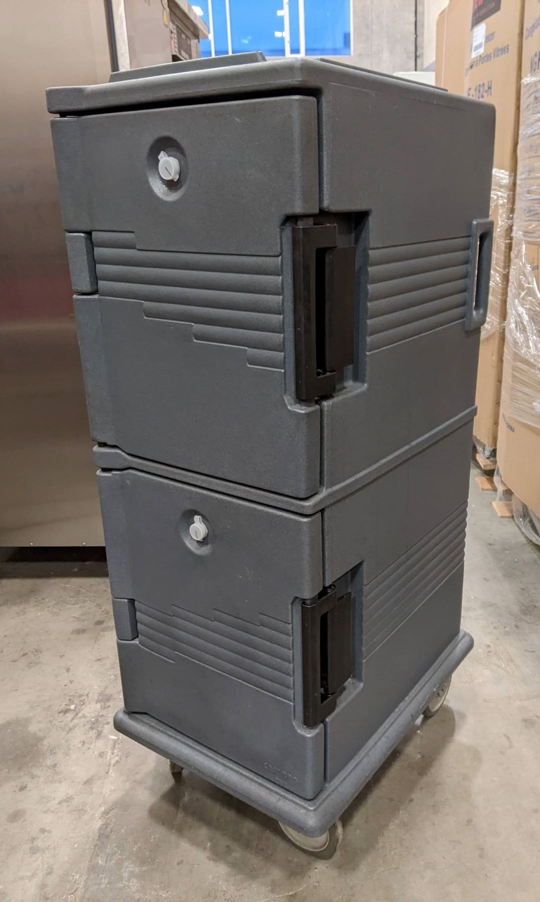 Cambro Heavy Duty Hot Food Transport Cart/Dolly with lock & breaks