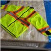 Image 1 : NEW CONDOR 2 IN 1 HIGH VIS INSULATED JACKET CAN BE UNZIPPED INTO VEST