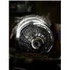 Image 2 : 4 HUBCAPS, 94-5 HONDA ACCORD TAIL LIGHTS AND LAND ROVER FRONT GRILL