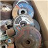 Image 2 : 66 4.5"-5" GRINDING DISCS, 5 FLAP WHEELS 5.5", 6 WIRE WHEELS AND GRINDING STONE