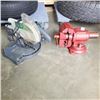 Image 1 : SEARS CRAFTSMAN COMPOUND MITER SAW AND LARGE VICE