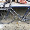 Image 2 : BLUE NISHIKI BIKE