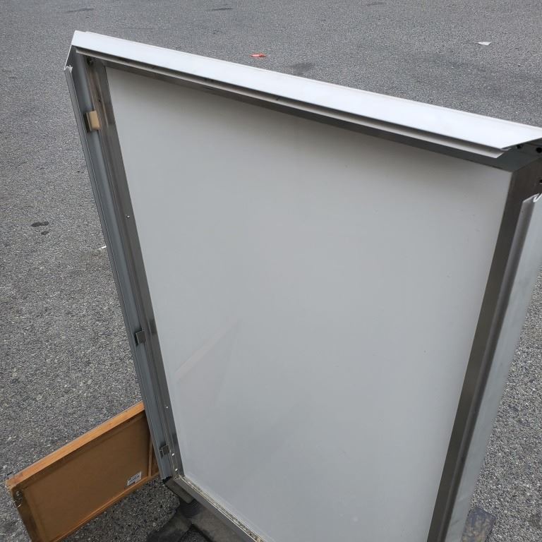 5 FT TALL SPRING LOADED SIGN HOLDER AND CHALK BOARD DISPLAY