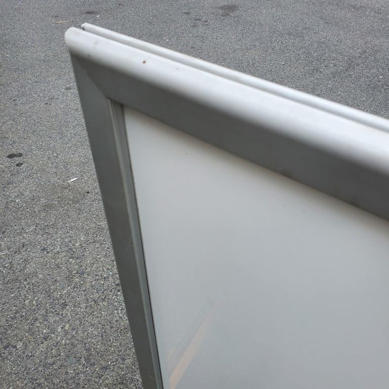 5 FT TALL SPRING LOADED SIGN HOLDER AND CHALK BOARD DISPLAY - Big ...