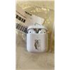 Image 2 : APPLE AIRPODS SECOND GEN WITH WIRELESS CHARGING CASE - WORKING