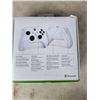 Image 2 : XBOX WIRELESS CONTROLLER ROBOT WHITE - WORKING, FOR XBOX ONE, SERIES X/S, WINDOWS 10, ANDROID, IOS