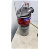 Image 5 : DYSON BALL DC 25 VACUUM