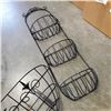 Image 2 : 4 DECORATIVE METAL PLANTERS
