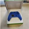 Image 2 : XBOX SHOCK BLUE WIRELESS CONTROLLER - FOR SXBOX SERIES X/S, XBOX ONE, WINDOWS 10, ANDROID AND IOS - 