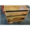 Image 3 : 3 DRAWER MAPLE DRESSER