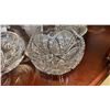 Image 2 : 3 HEAVY CUT CRYSTAL BOWLS AND CRYSTAL VASE
