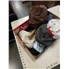 Image 2 : TRAY OF HATS BC LIONS, CANUCKS AND SEAHAWKS AND MORE