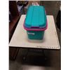 Image 1 : TOTE OF SEWING NOTIONS, ELASTIC, THREAD, PATCHES, ETC