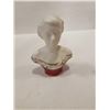Image 4 : MEITO CHINA HAND PAINTED DISH AND FOLEY BONE CHINA BUST QUEEN ELIZABETH