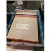 Image 6 : 2 TOTES OF RECORDS