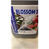 Image 2 : 20 LITER JUG OF BLOSSOM SS PROFESSIONAL MICRONUTRIENTS FOR FRUIT TREES, VEGETABLES AND BERRY CROPS -