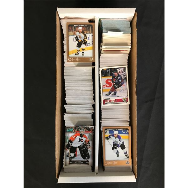 ASSORTED HOCKEY CARD LOT