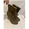 Image 1 : Louis Vuitton size 38 boots