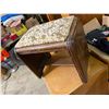 Image 1 : Vanity stool
