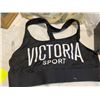Image 1 : Victoria sport bra size medium