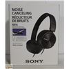 Image 1 : SONY HEADPHONES & ADAPTER/UNIVERSAL PLUG-BOXED